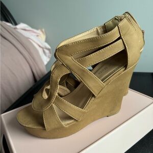 TOP Moda Tan Wedge Sandals